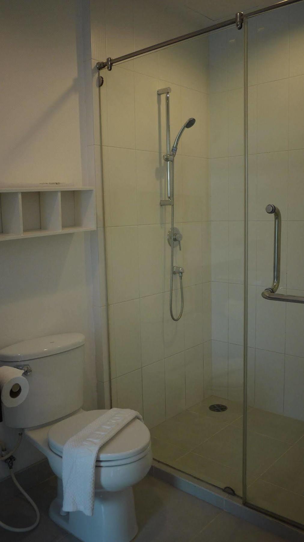 Baan Sanpluem Hua Hin Lägenhet Exteriör bild